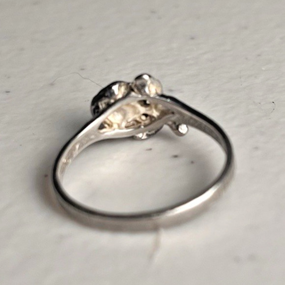 Sterling Silver 925 Rose Flower Ring Vintage Floral Design Etched Band Size 7.5 - Picture 3 of 10